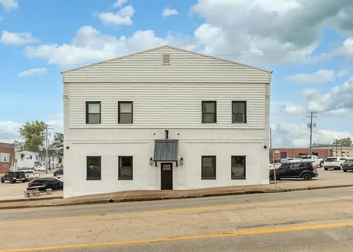 Stylish 1br Downtown Near Garden Of The Gods Apartment
